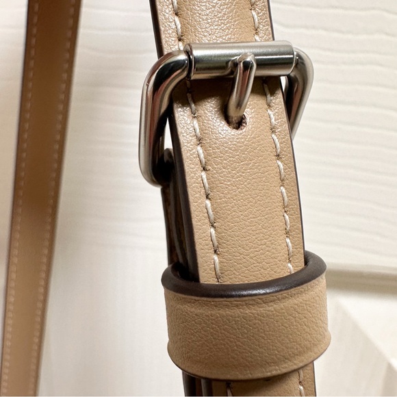 Coach Mollie 25 Special Edition Lemon Print Coated Canvas Leather Tote NWOT - Picture 9 of 13